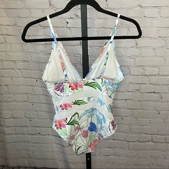 Coastal Waves One Piece Mesh Swim Suit Size Small - Picture 2 of 3